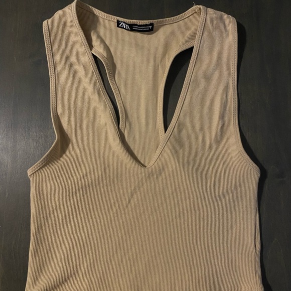 Zara Cream Ribbed Deep V Tank Top - Picture 3 of 5